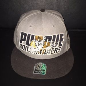 Purdue hats 1 SnapBack 1 flex fit